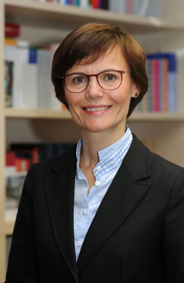 Porträt von Prof. Dr. Manuela Glaab.
