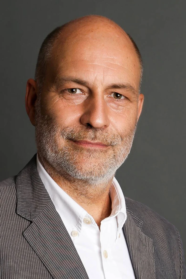 Porträt von Ralf-Uwe Beck.